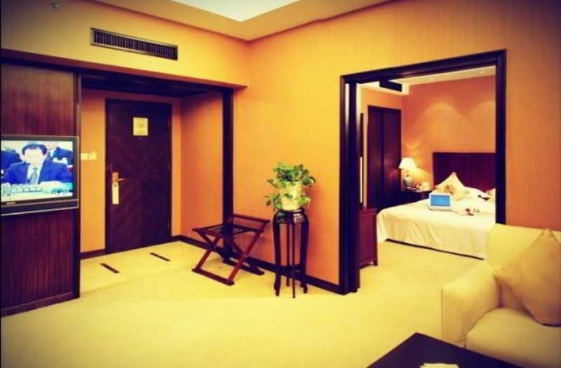 Yiwu Yi He Hotel Bagian luar foto