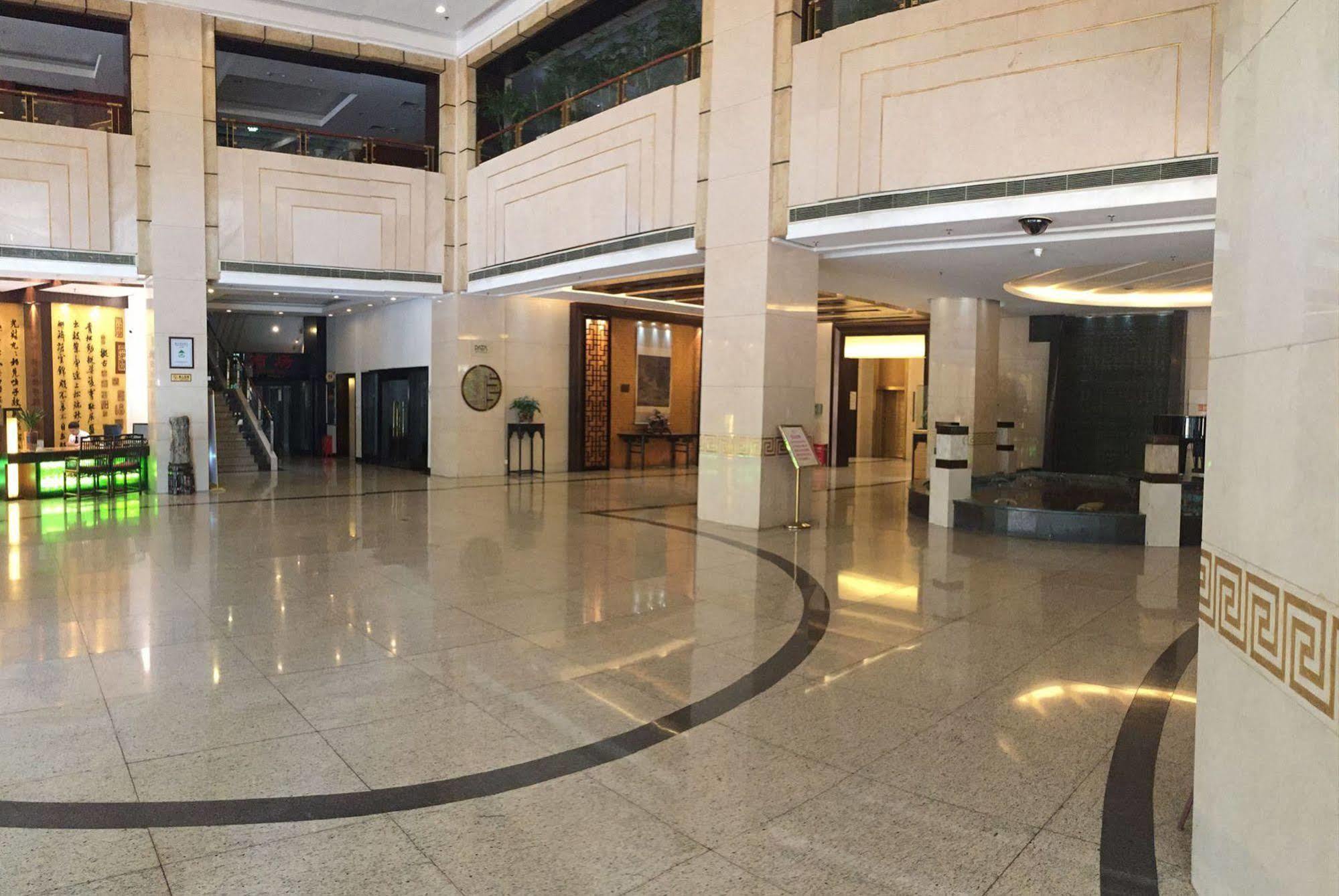 Yiwu Yi He Hotel Bagian luar foto