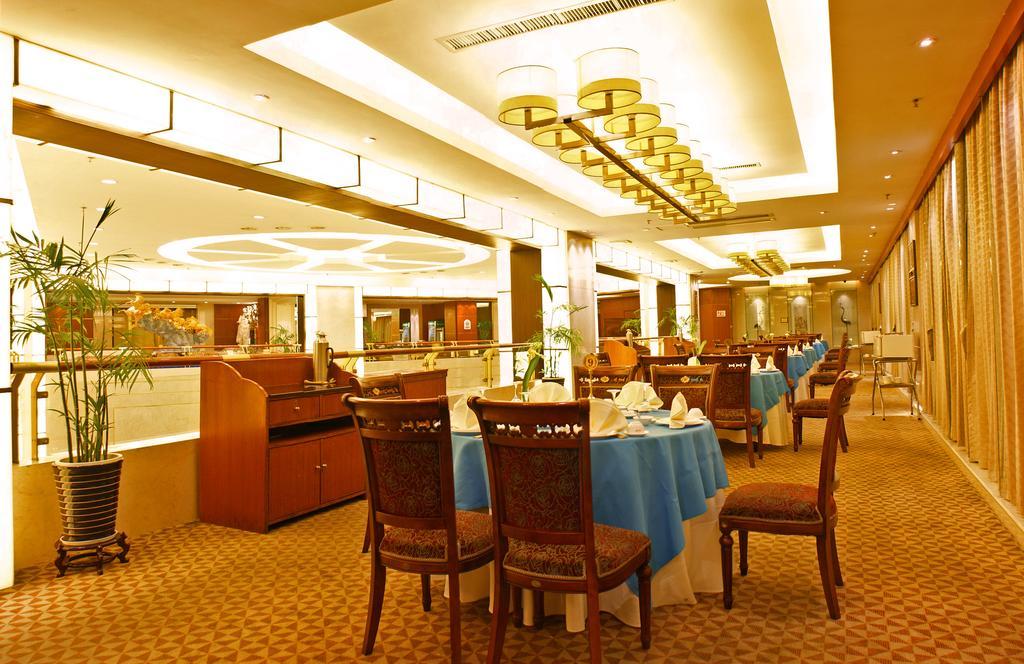 Yiwu Yi He Hotel Bagian luar foto